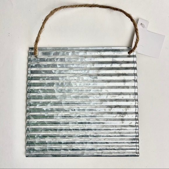 FARM Christmas Decor - Picture 2 of 2